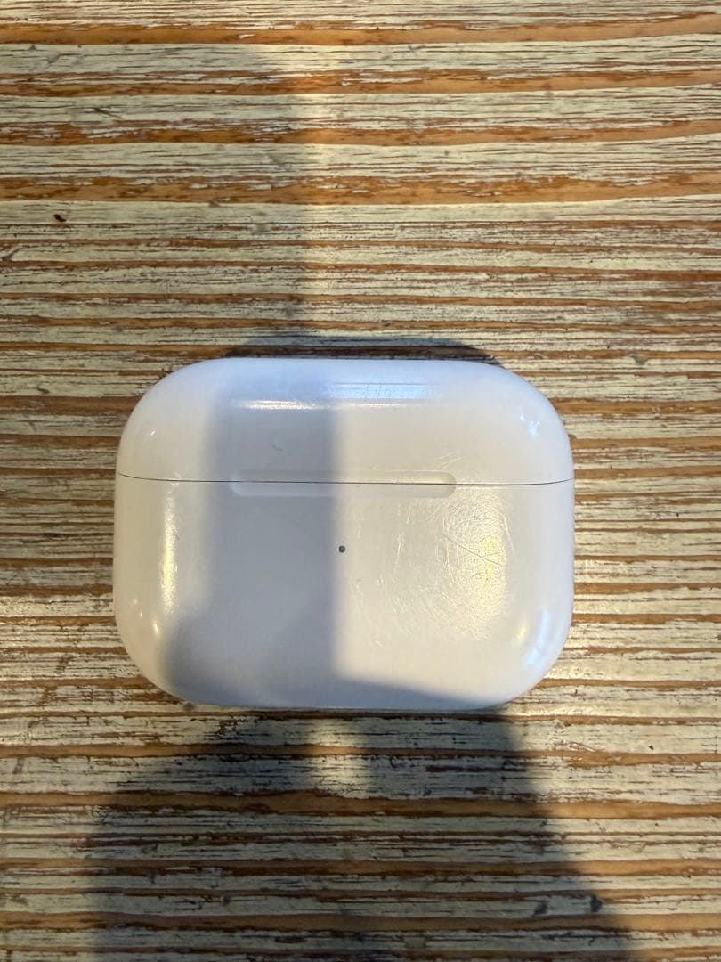 MacBook本体 MacBook Pro, AirPods Pro, Apple Watch 7