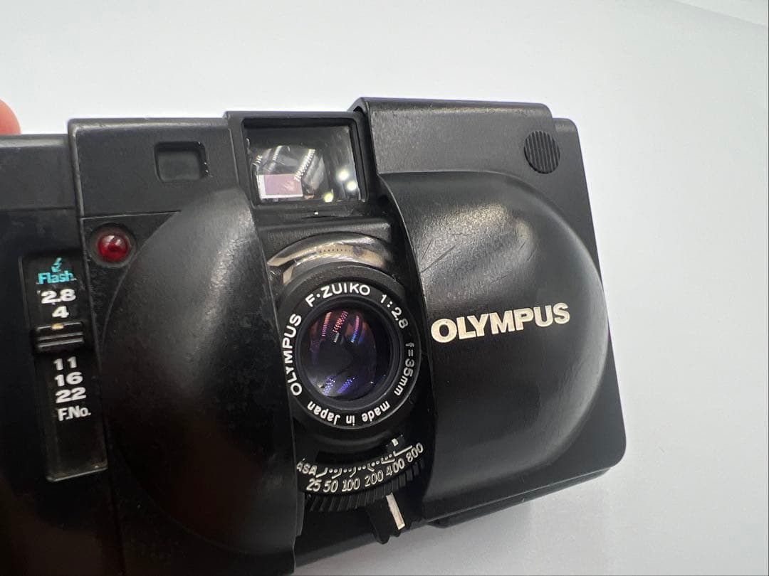 OLYMPUS XAコンパクトフィルムカメラ35mm f2.8