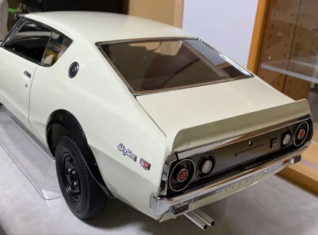 ディアゴステーニ1/8スカイライン2000 GT-R 完成品豪華オプションセット