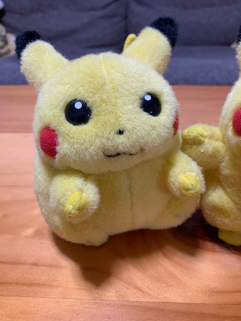 ジ*ュ様 初期ピカチュウ TOMY ぬいぐるみ 2体セット
