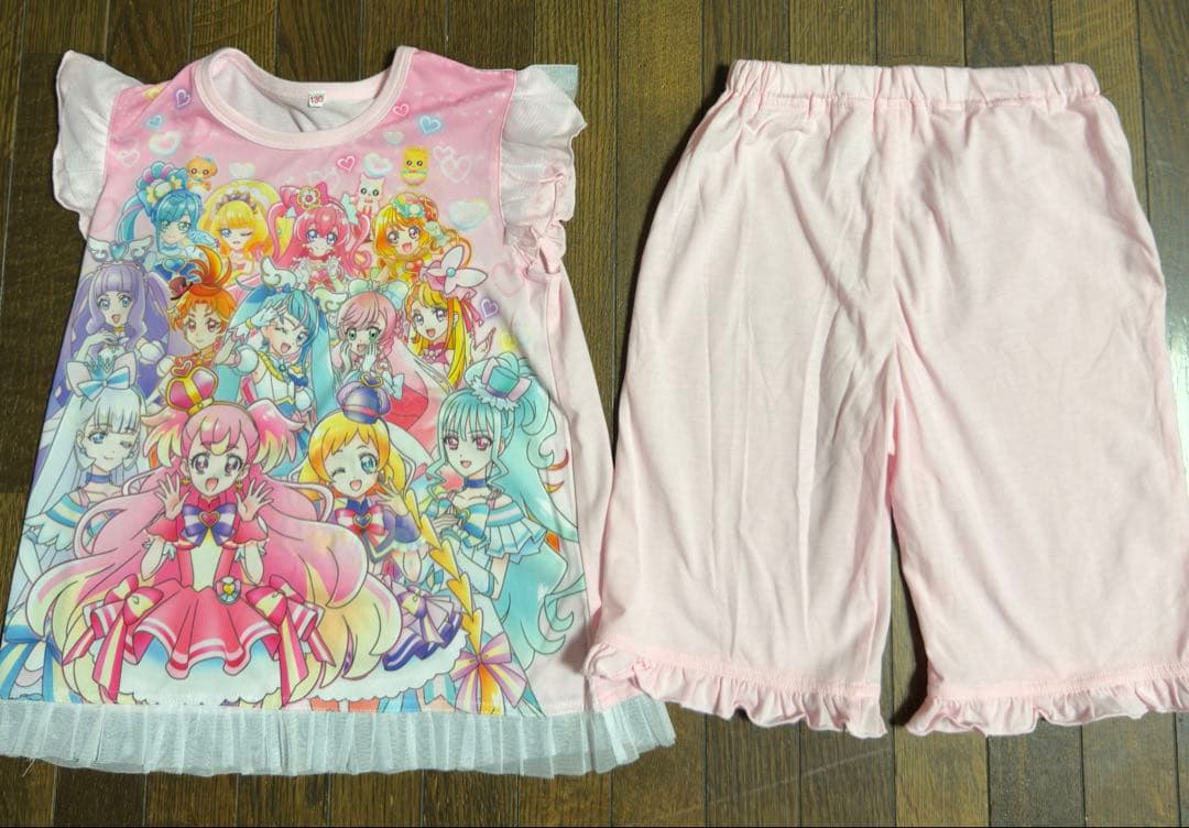 さ*ち様 プリキュア-アイカツパジャマ&ラップタオルセット 130&140㎝
