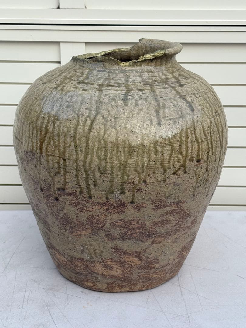 大きな壺