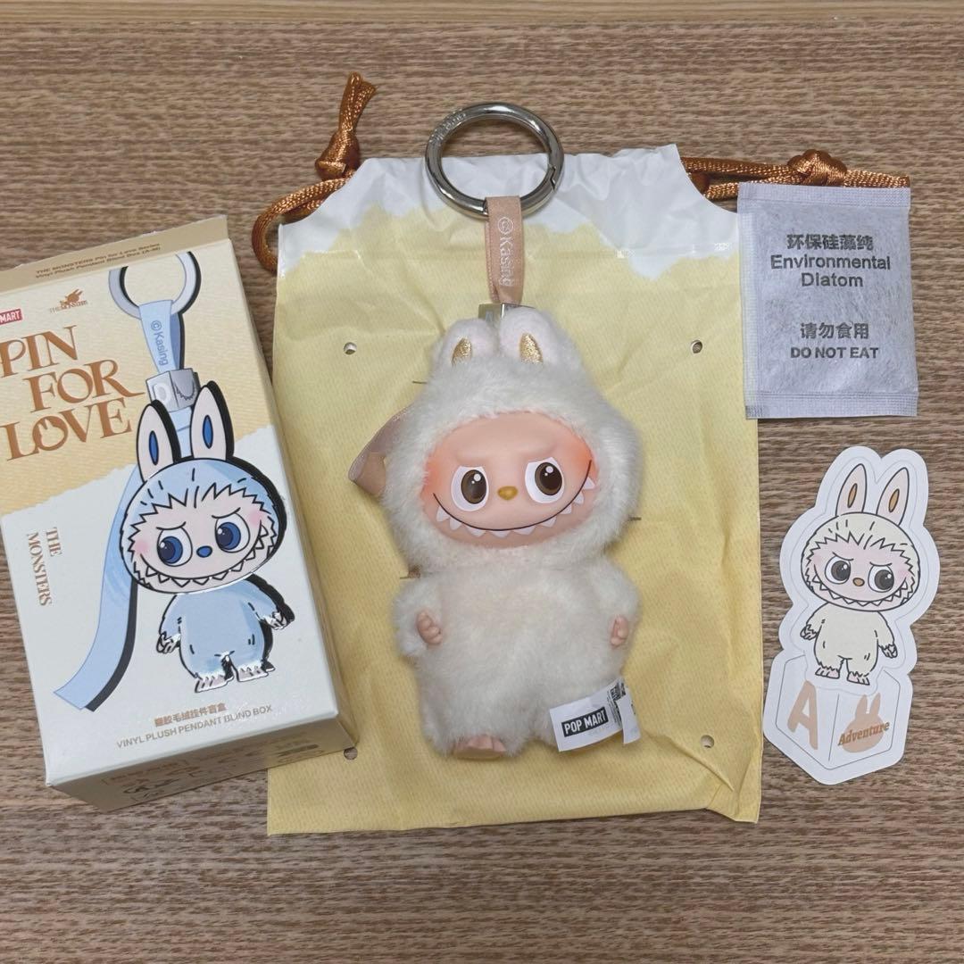 POPMART THE MONSTERS ラブブ イニシャル A 白