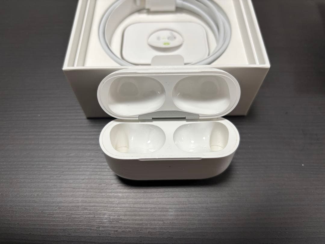【✨クリーニング済】【付属品未開封】AirPods Pro 第2世代 美品