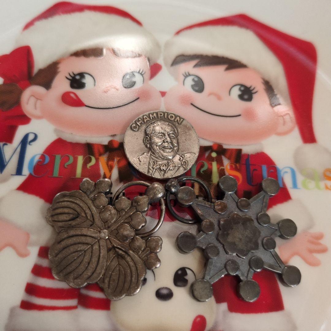 銀製品　勲八等白色桐葉章　勲八等瑞鳳章　メダルまとめ　総重量35㌘　勲章まとめ