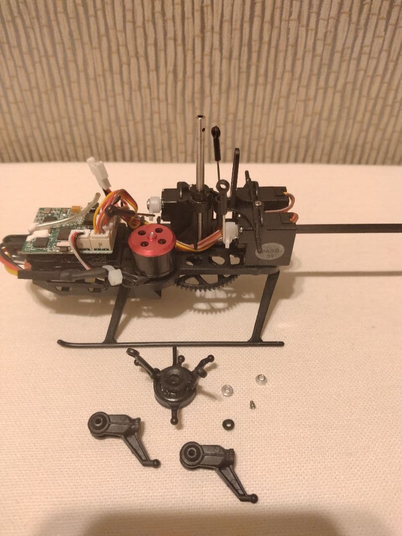 XK K110S プロポ付属 ラジコンヘリコプター 付属品と部品付