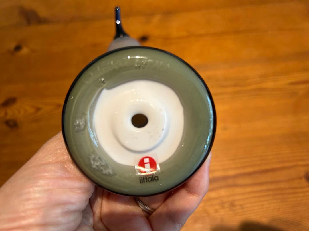 イッタラ バード モスグリーン