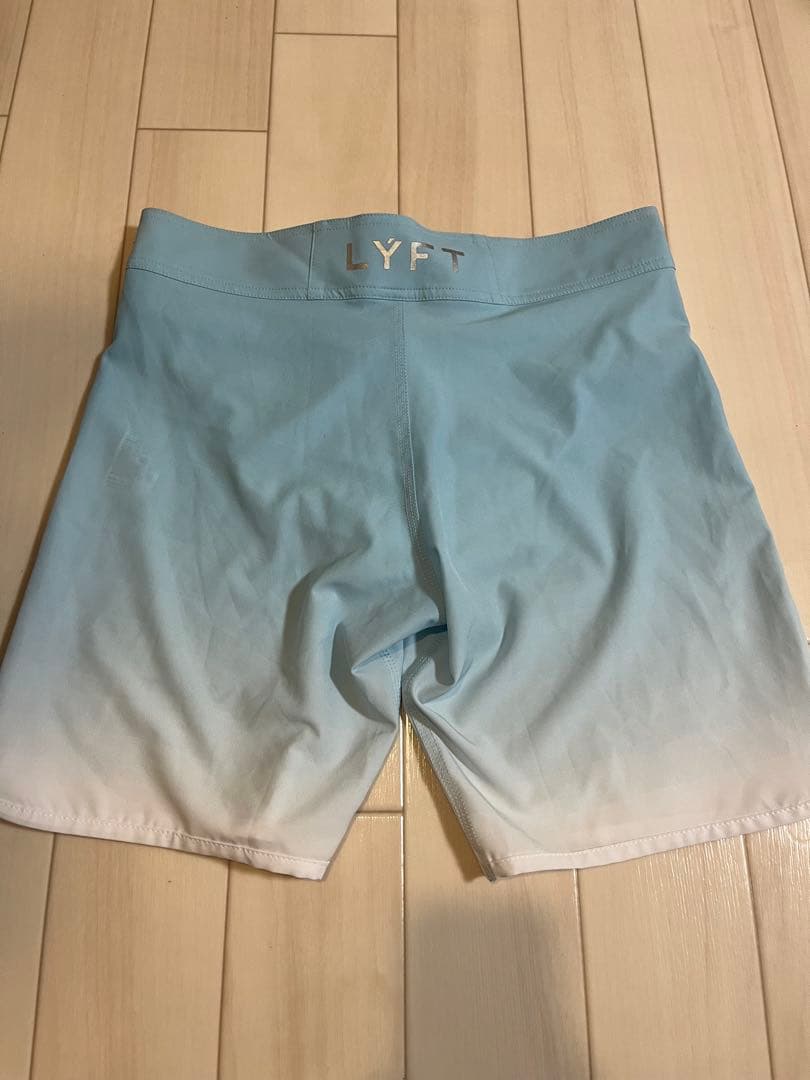 LYFT サーフパンツ Sサイズ