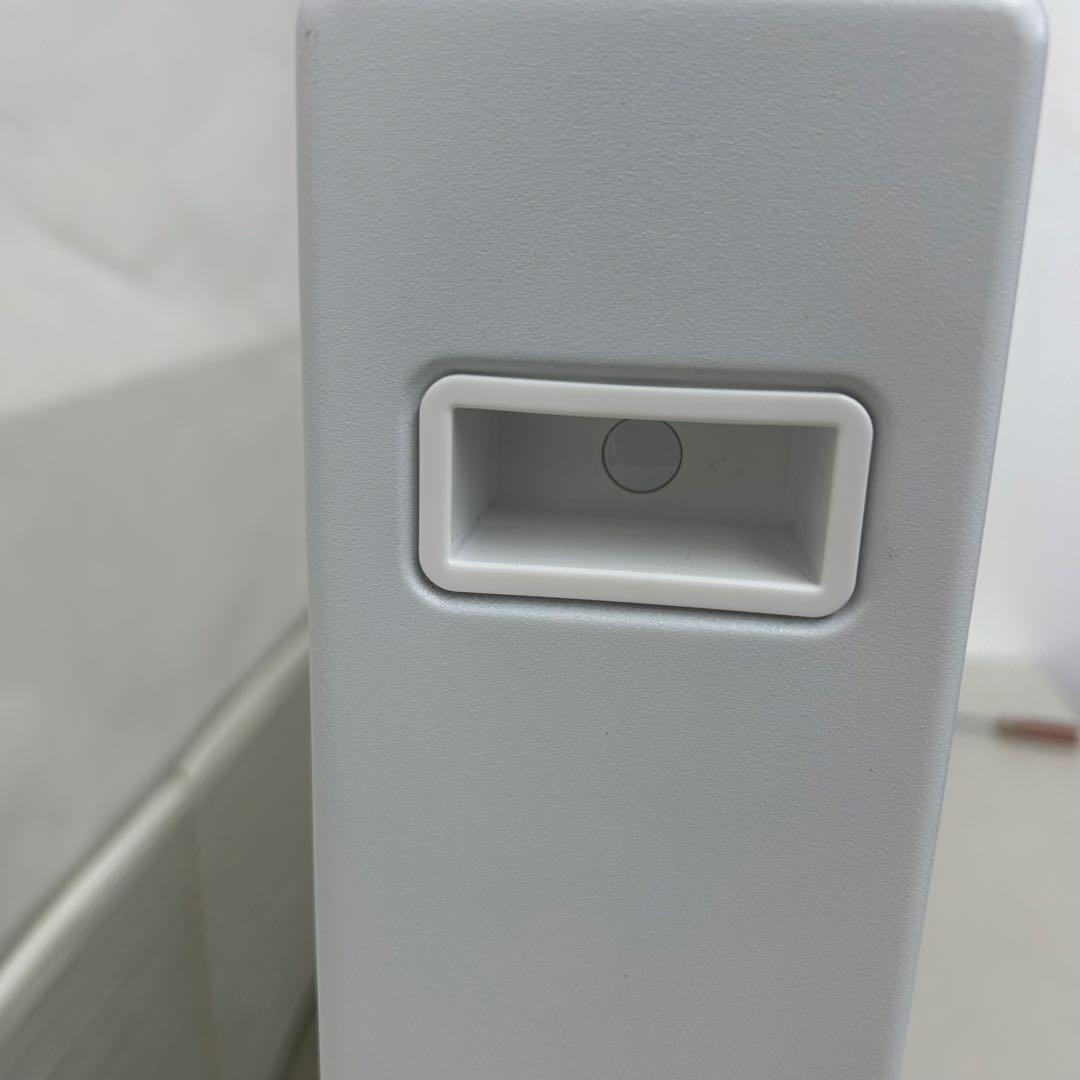 2024年製　VERSOS オイルレスヒーター SH-400 ホワイト