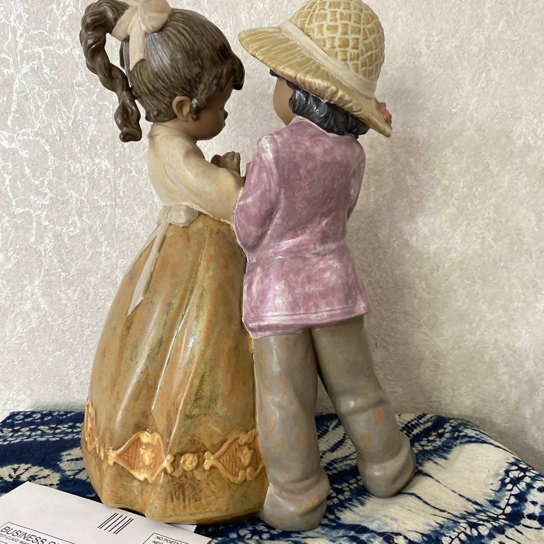 リヤドロ　陶器人形　フィギュリン