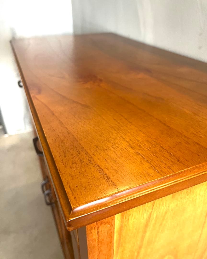 大晦日〜1/3限定価格　ウッド　ガラス　キャビネット　サイドボード