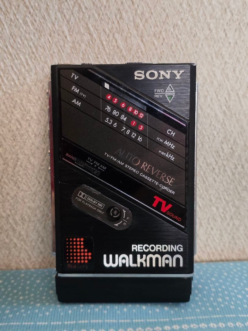 ポータブルプレーヤー SONY WALKMAN WM-F202