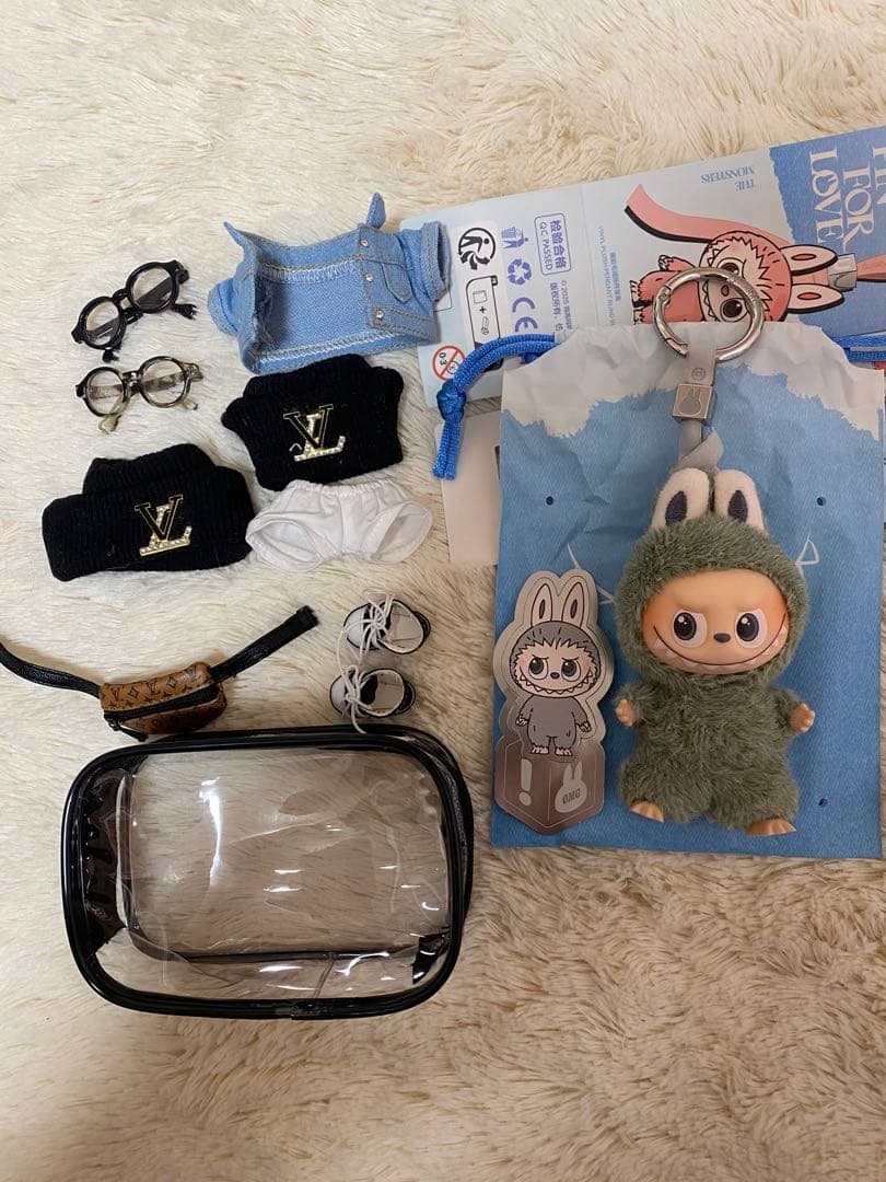 イニシャルラブブ シークレット ！ 着せ替え服フルセット！正規品！1月限定