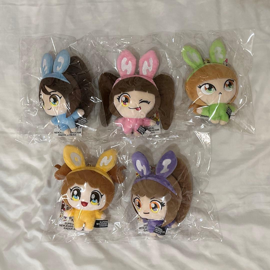 newjeans ラインフレンズ murakami ぬいぐるみ キーチェーン