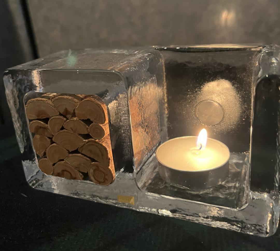 （再お値下げしました!）希少　MUURLA ガラスの暖炉の置物