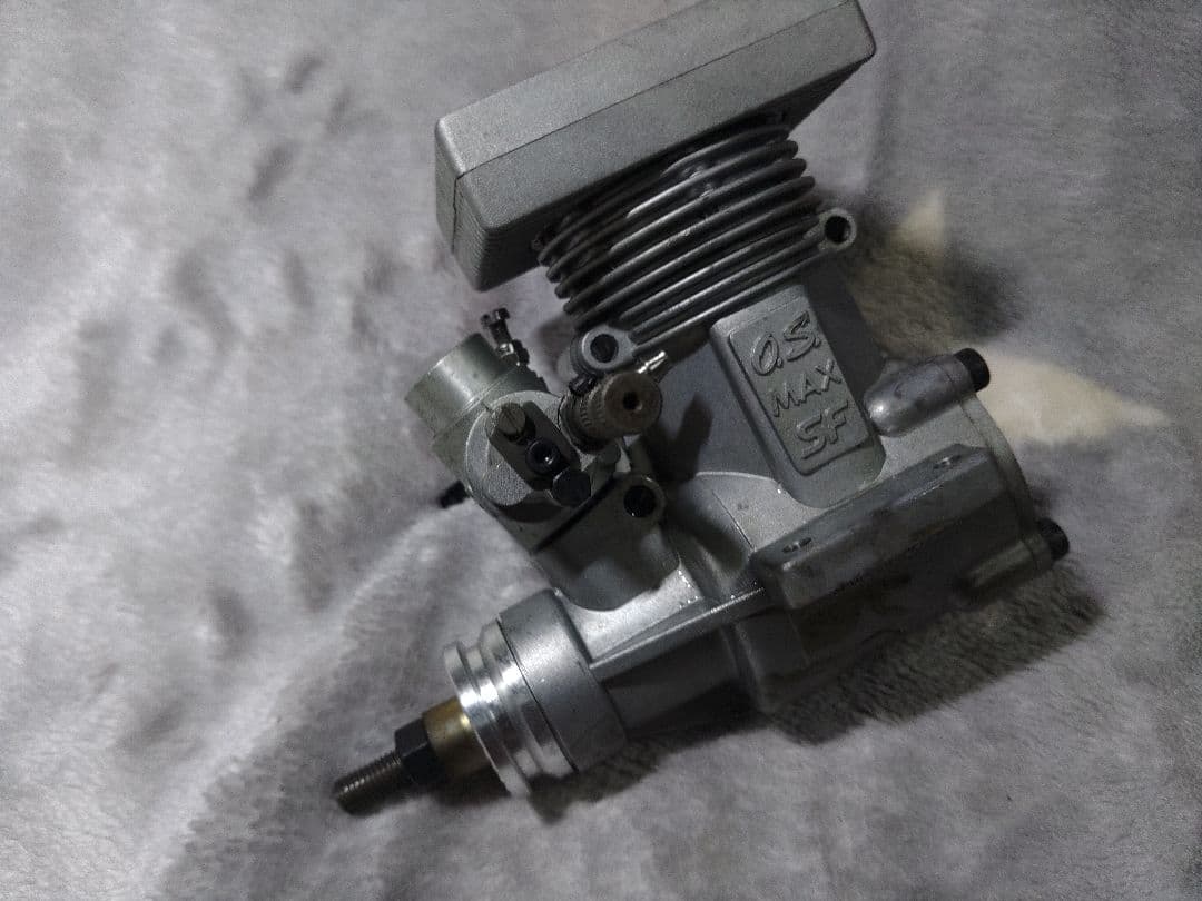 OS MAX61SFーHラジコンエンジン