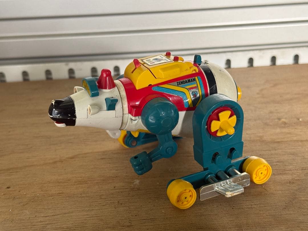 タカトク　ゼンダシロクマ超合金