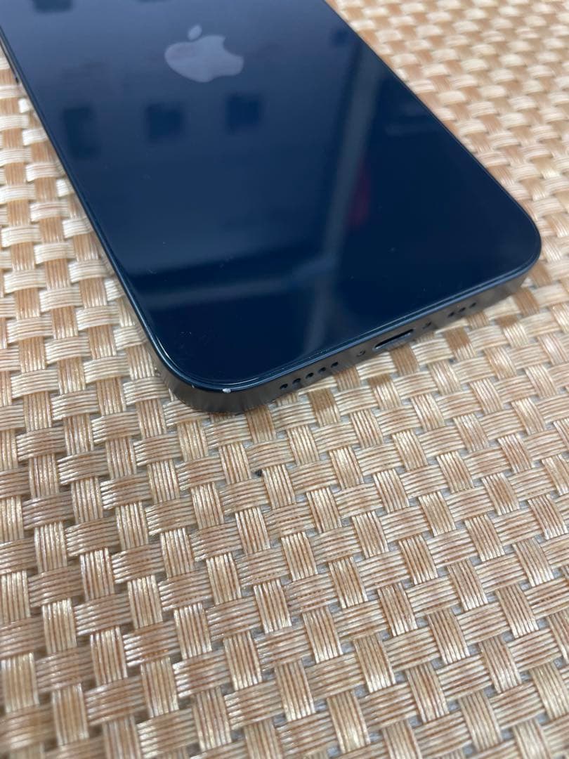 iPhone 13 256 GB ミッドナイトSIMフリー【4447】