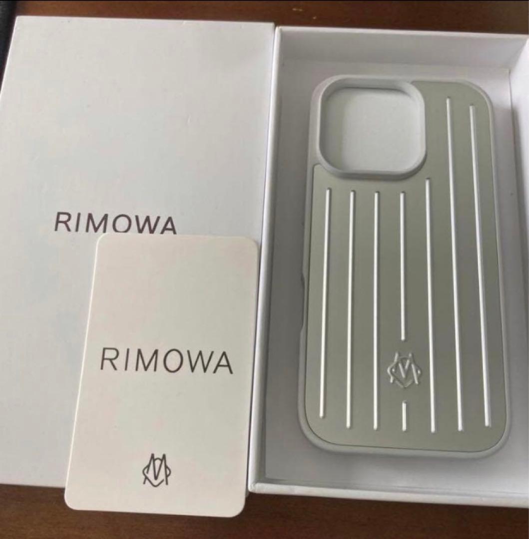 新品 シルバー iPhone16proMax 用ケース