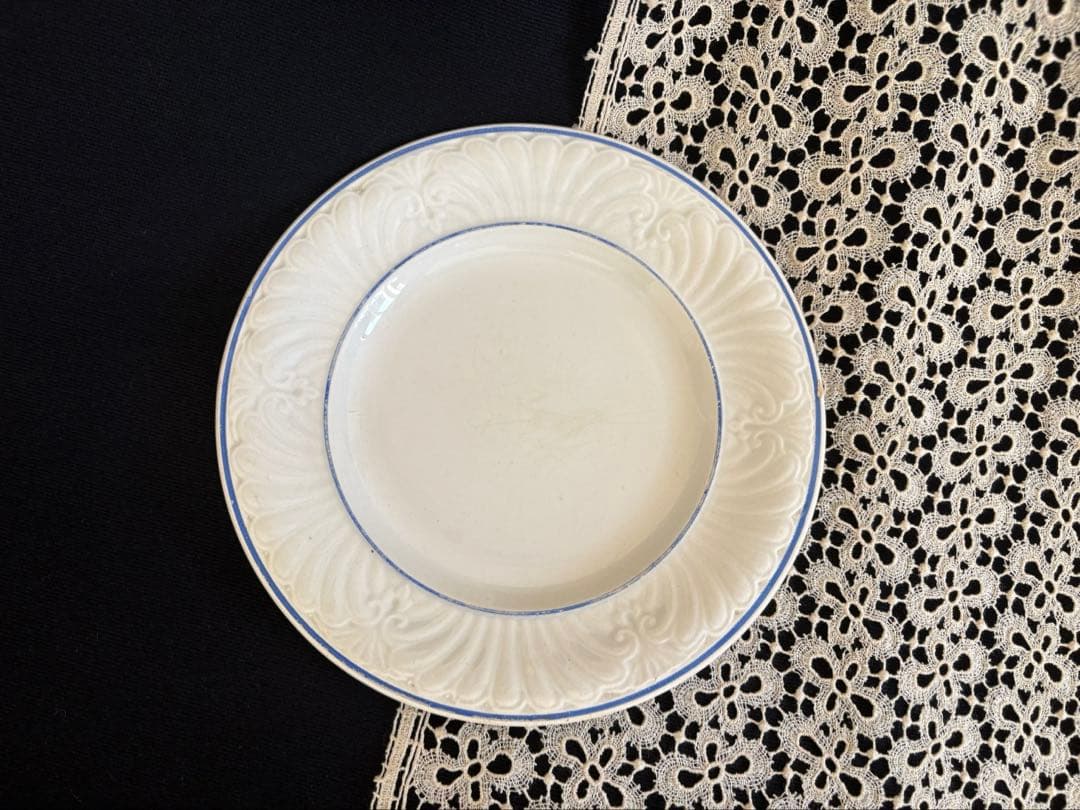 フランスアンティーク クレイユモントロー レリーフリムデザート皿