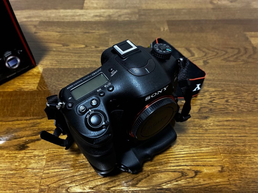 【中古美品】SONY α99（点検整備済み）・縦位置グリップセット
