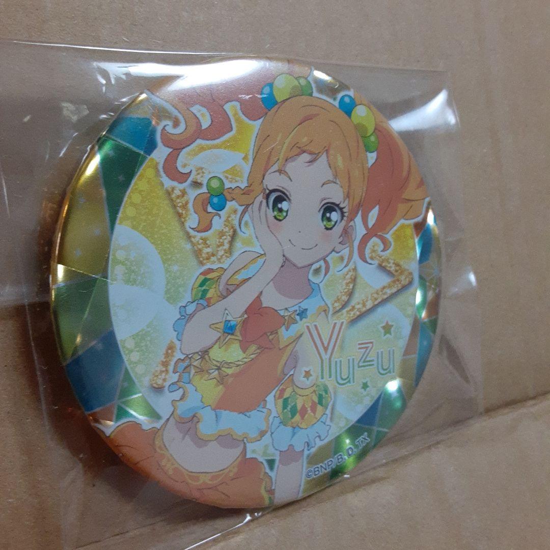アイカツ 二階堂ゆず B賞 オフショルショップ 限定 グリッターガラポン缶バッジ