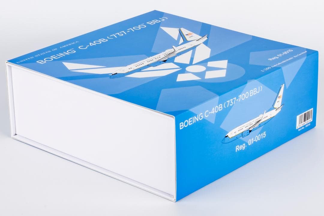 アメリカ空軍 C-40B 01-0015 1/200