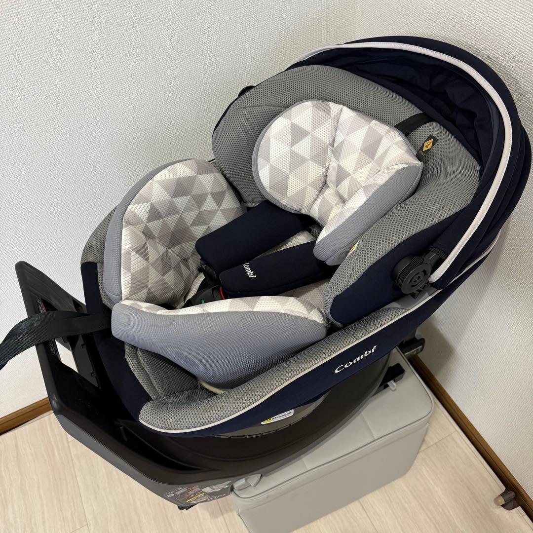 【美品】チャイルドシート コンビクルムーヴスマート jn-570