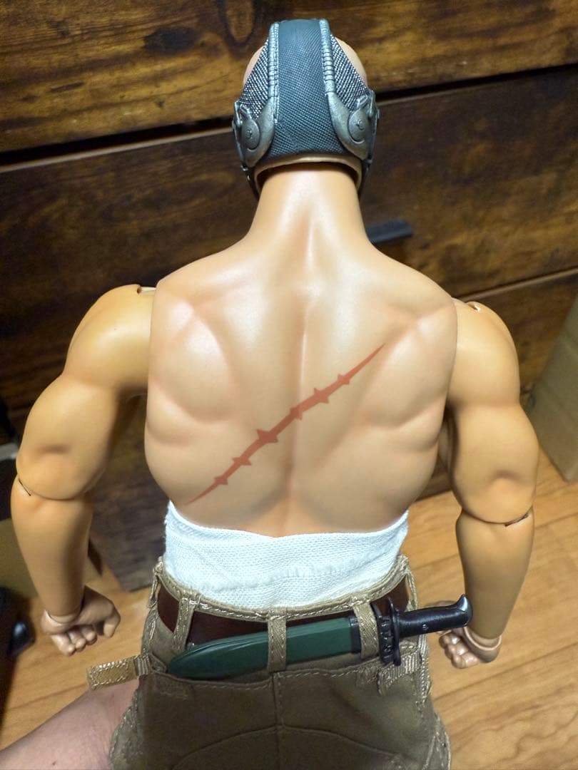 ホットトイズ 系 1/6 ベイン カスタムフィギュア アウトロー バットマン