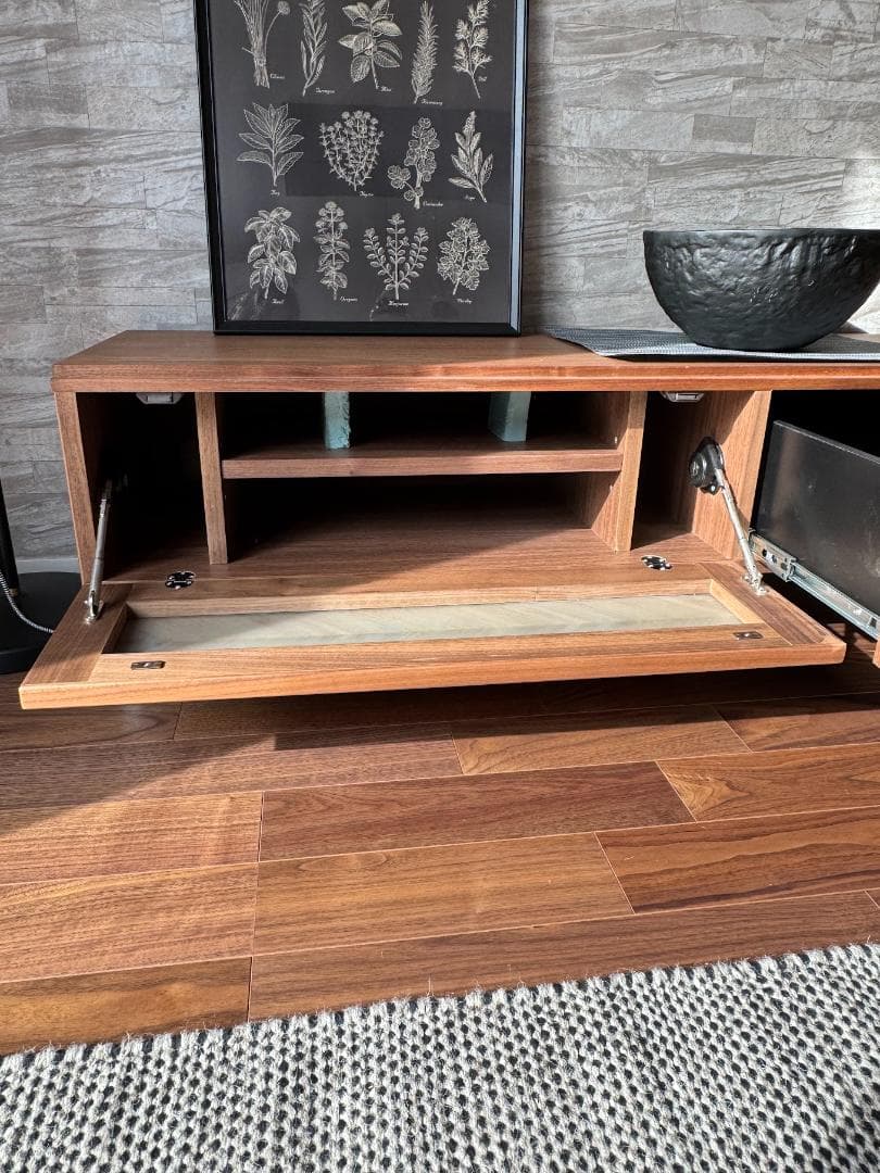 モデル展示 未使用品 TVボード 関家具 W1500 ウォールナット 北欧