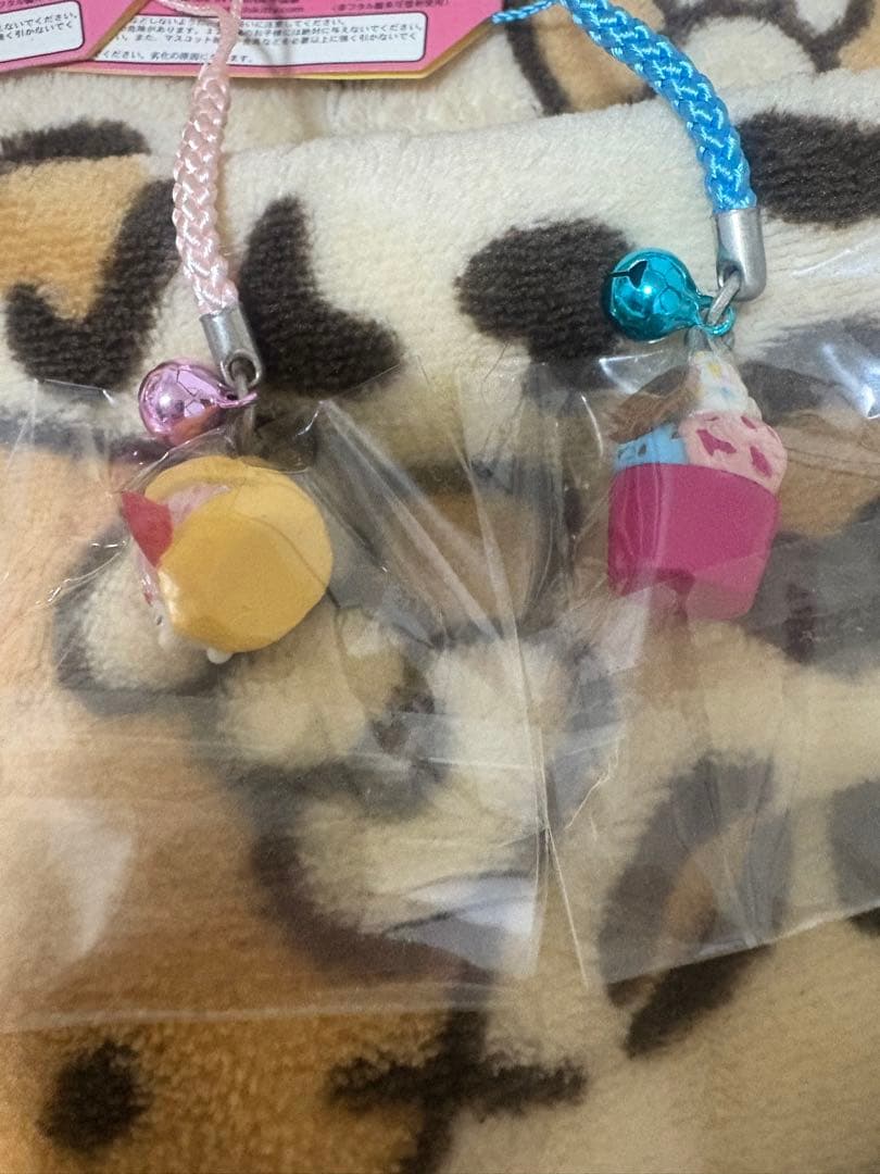 チ*王様 【激レア】ご当地キティ オリジナルストラップ　スイーツ