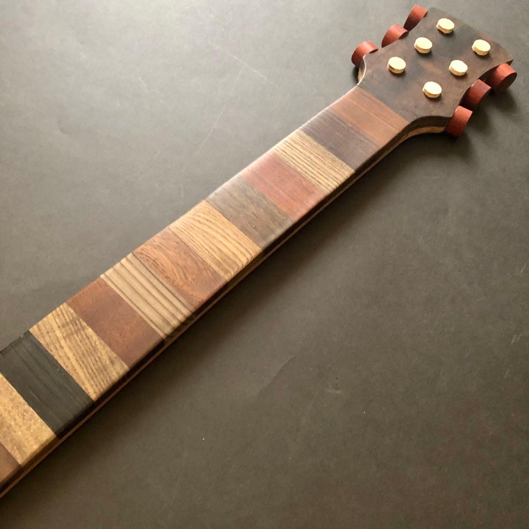 寄せ木アート　エレキギター　ハンドメイド　インテリア　銘木寄せ木