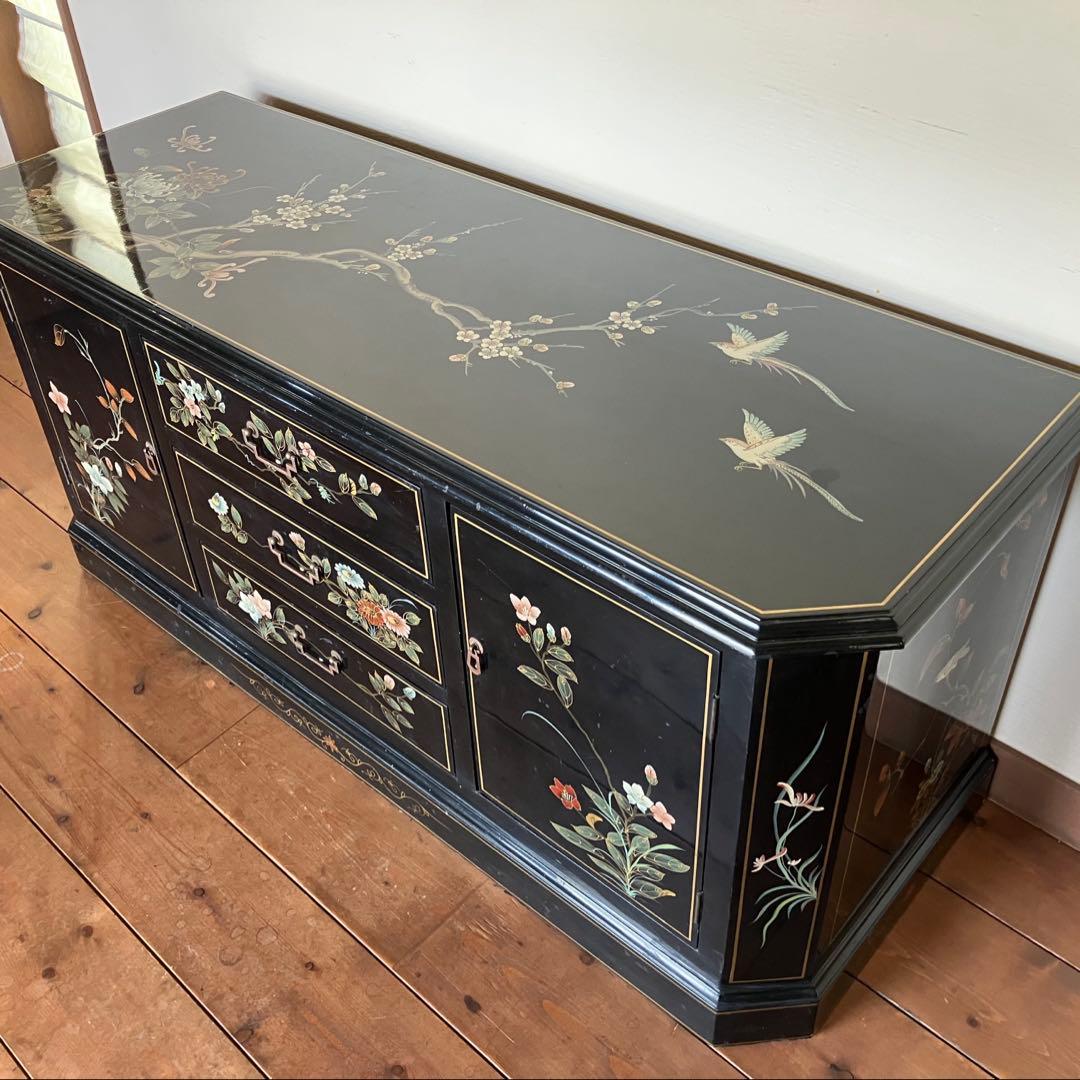 黒い花柄の木製箪笥 キャビネット ヴィンテージ 稀少 中古家具 チェスト