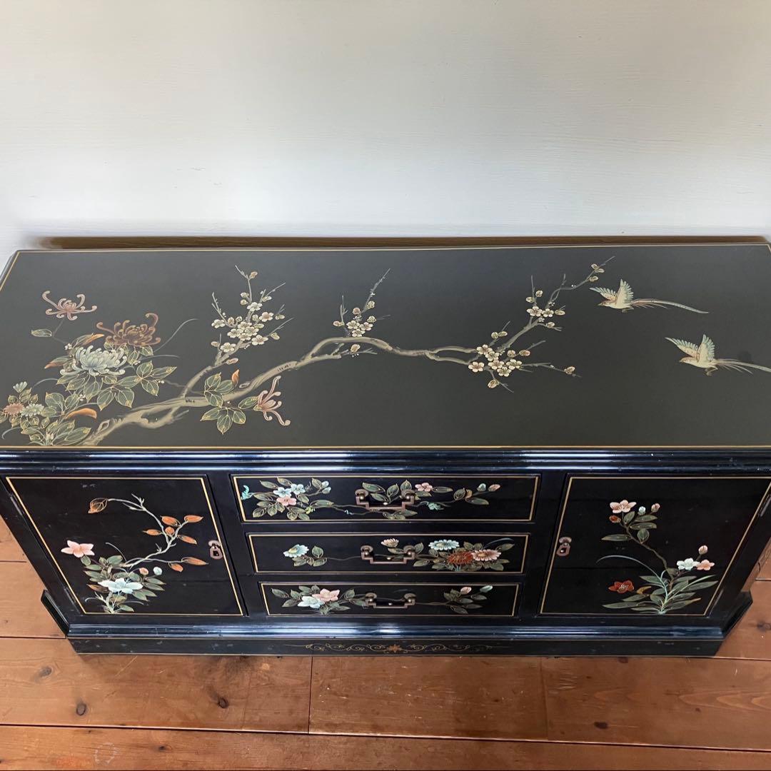 黒い花柄の木製箪笥 キャビネット ヴィンテージ 稀少 中古家具 チェスト