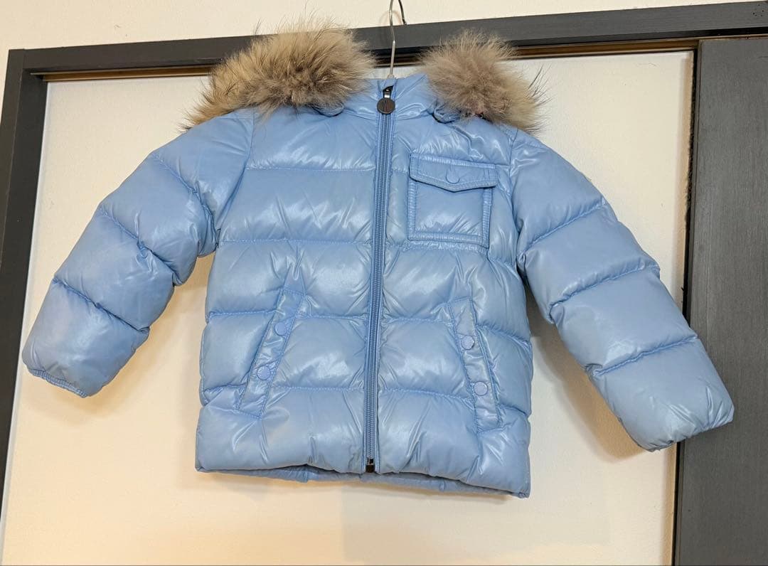 【美品】モンクレール　ファー付きダウン2Y (90-100cm)ライトブルー