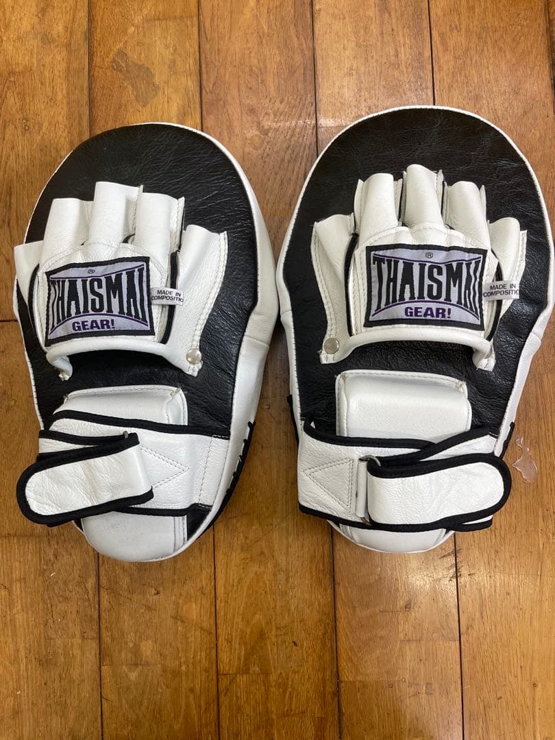 THAISMA ストライカーミット