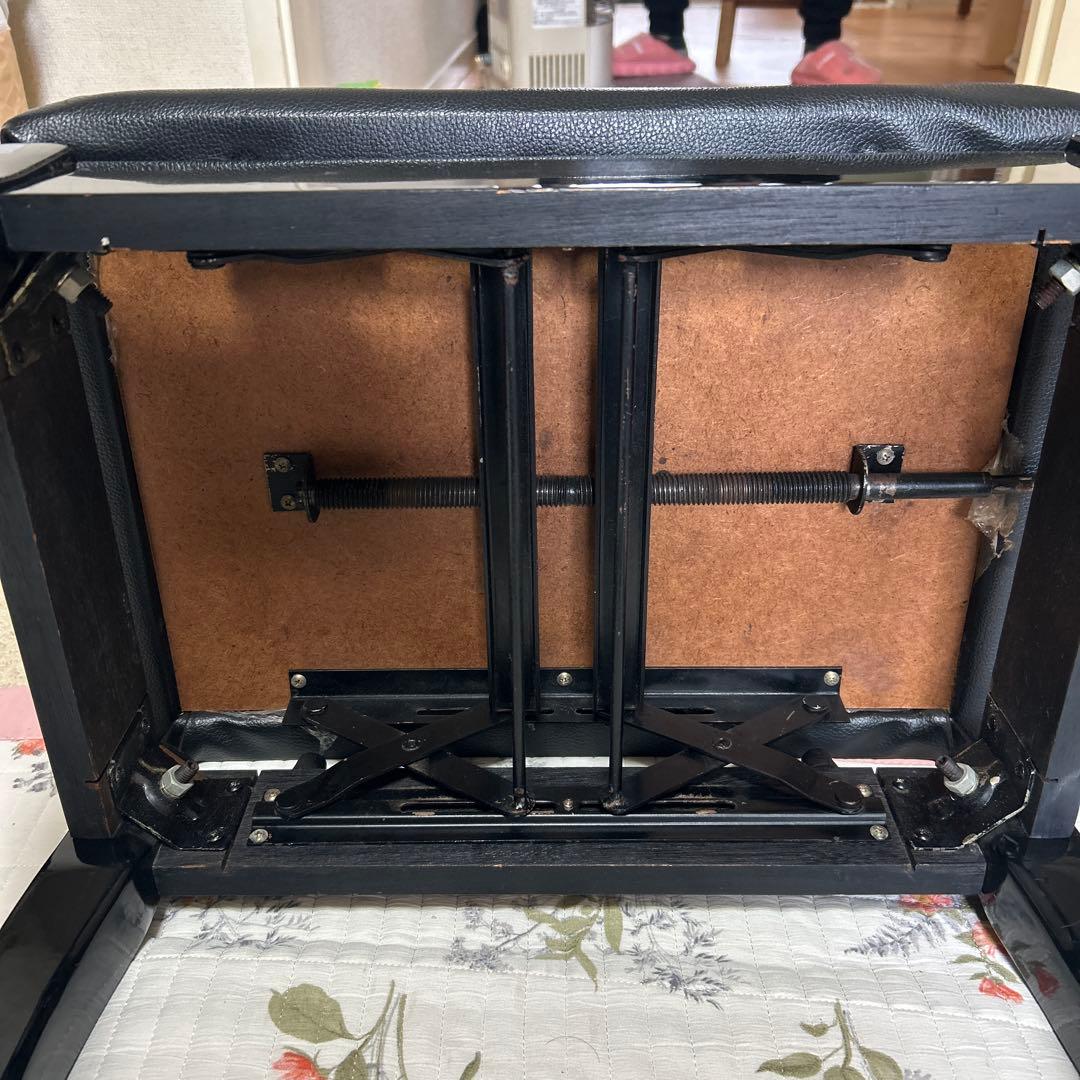 レトロ猫足ピアノ椅子