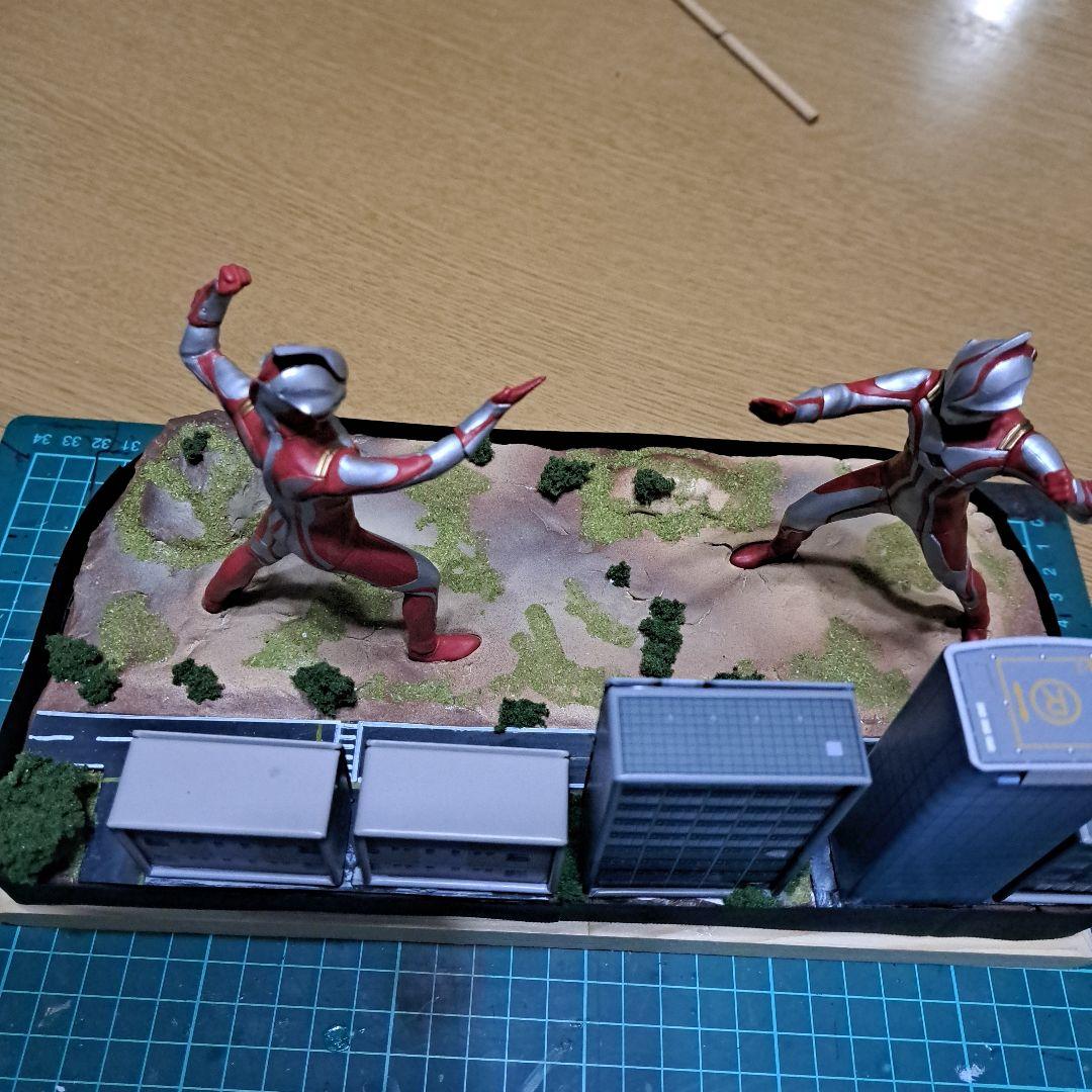 ジオラマ ニセ ウルトラマン メビウス