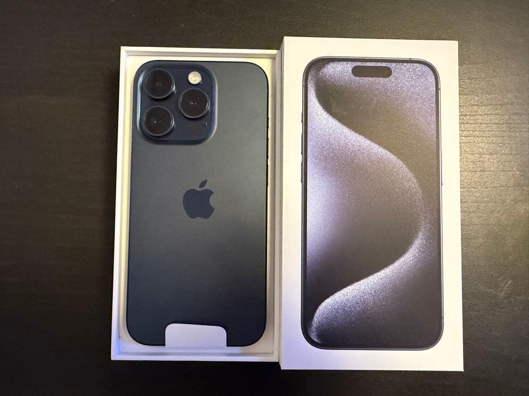 [美品] Apple iPhone 15 Pro 256GBブルーチタニウム