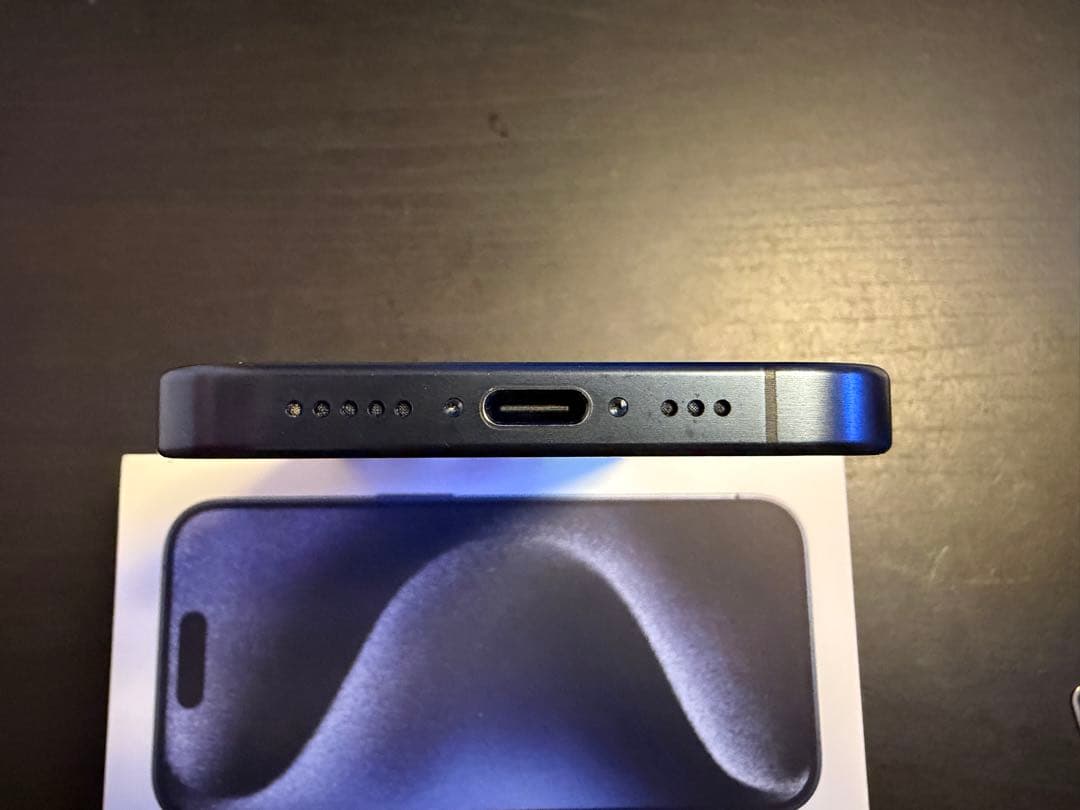 [美品] Apple iPhone 15 Pro 256GBブルーチタニウム