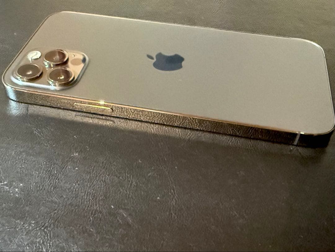 超美品/iPhone 12 Pro/256GB/グラファイト/SIMフリー