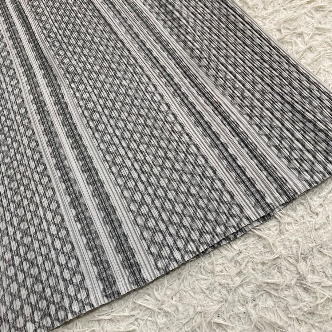 15954✨良品✨プリーツプリーズ スカート 希少柄 総柄 白 グレー