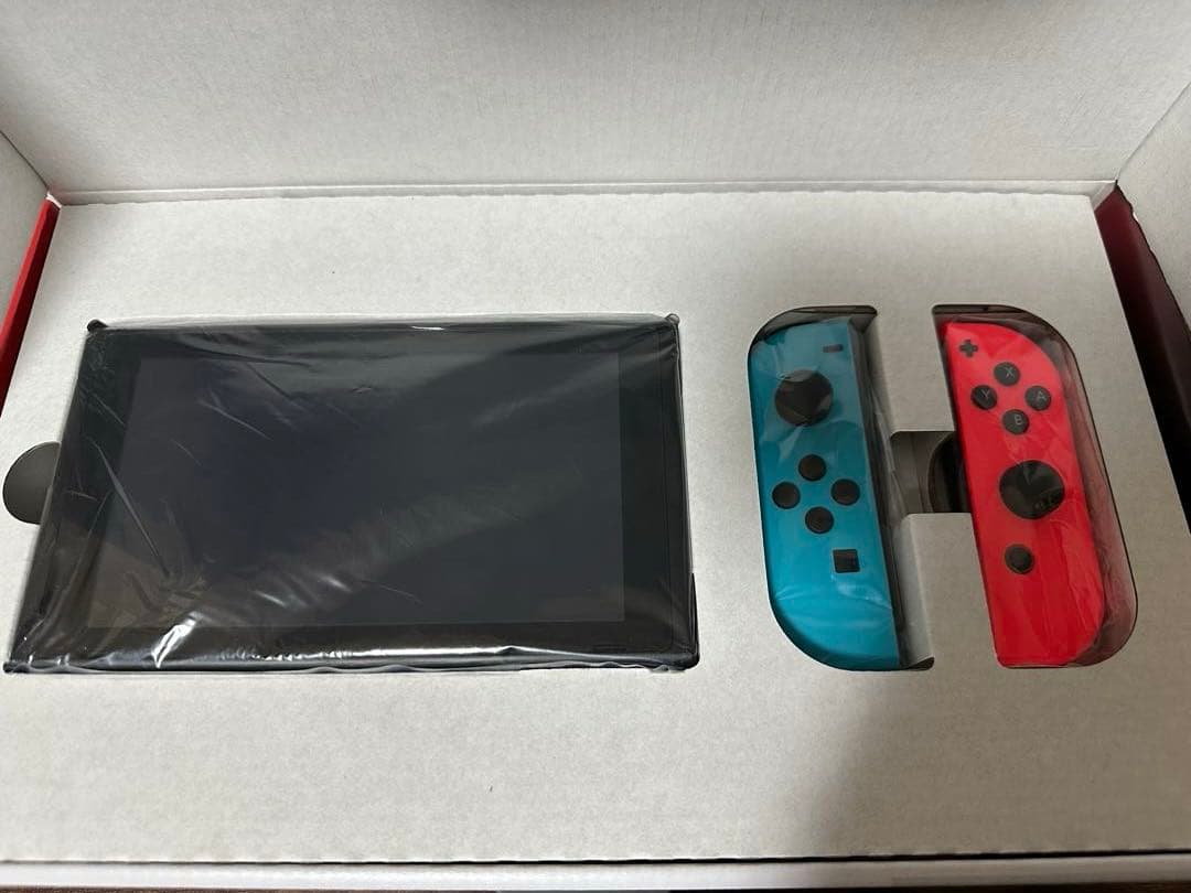 Nintendo Switch バッテリー強化版　ネオンブルー・ネオンレッド