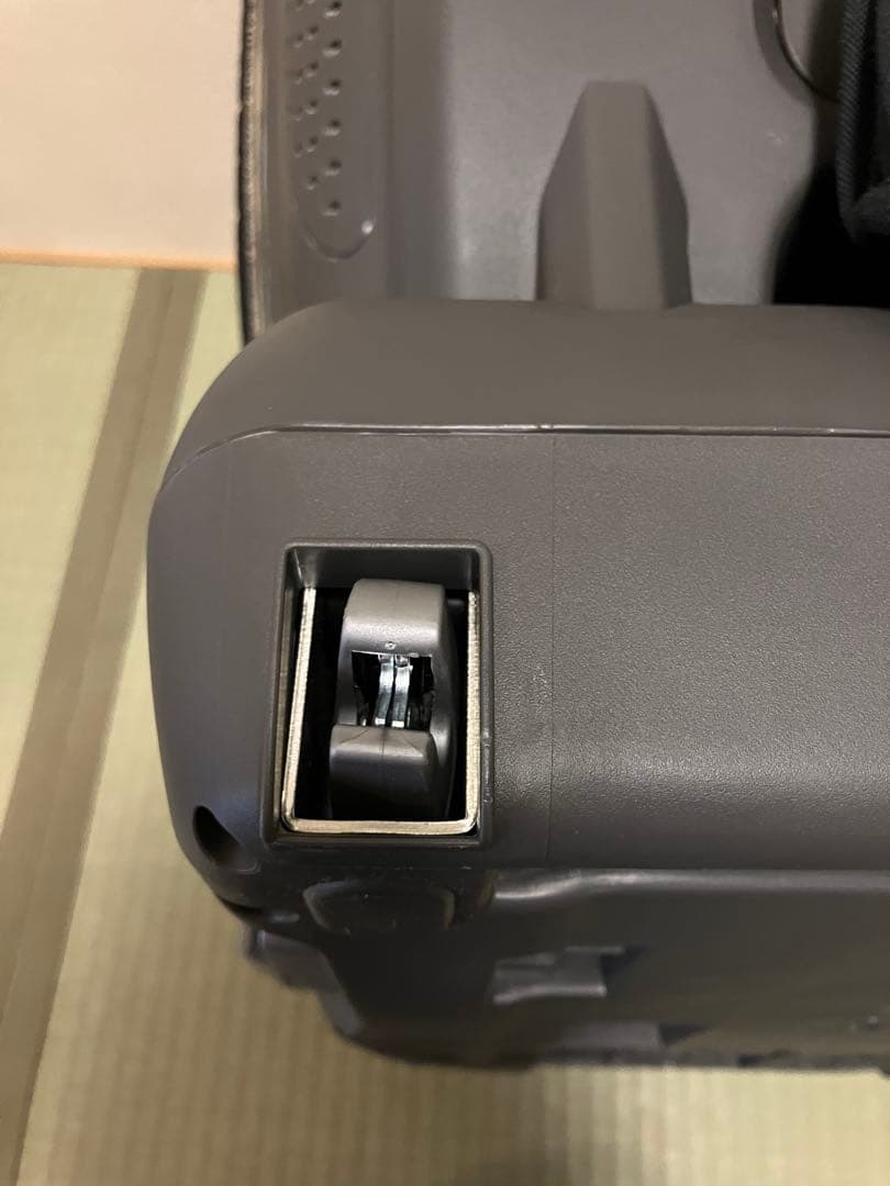 Combi ISOFIXチャイルドシート セイブトレック　エッグショックTB