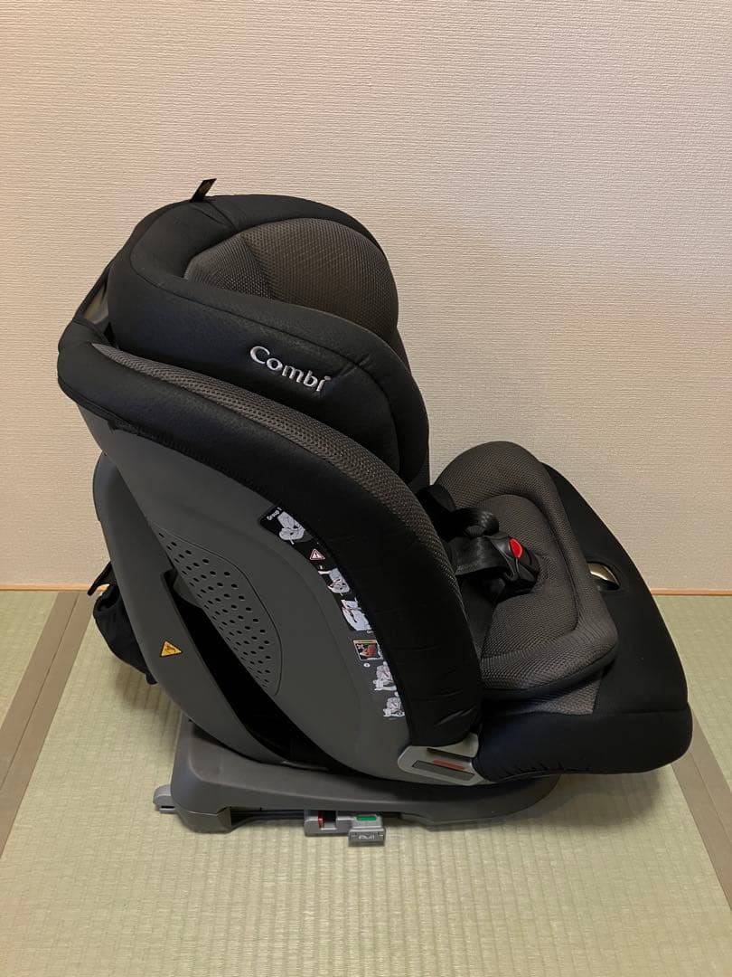 Combi ISOFIXチャイルドシート セイブトレック　エッグショックTB