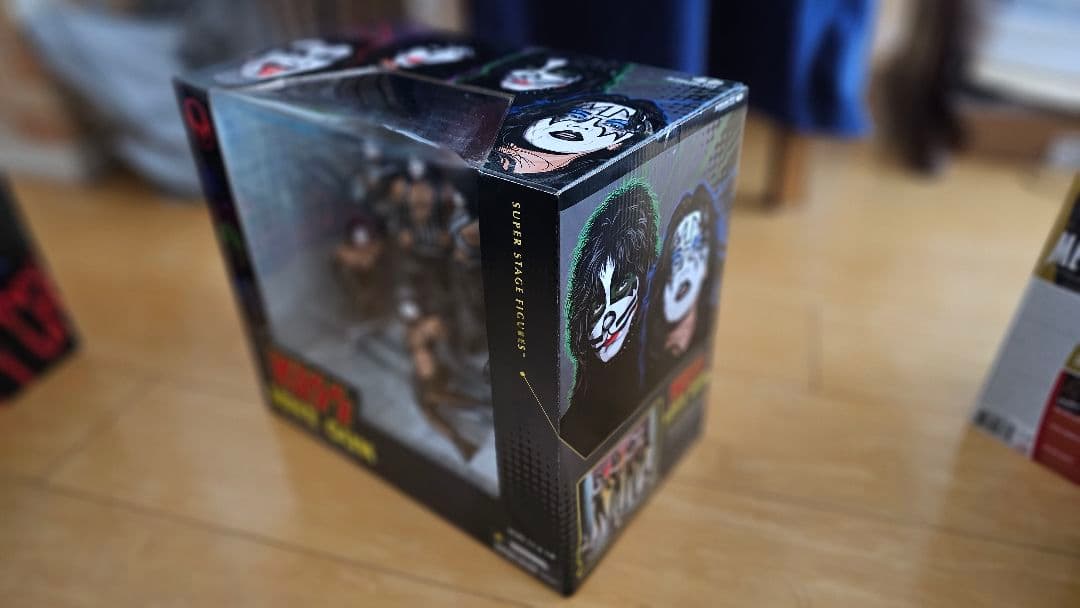 KISS LOVE GUN デラックスボックス版 フィギュア