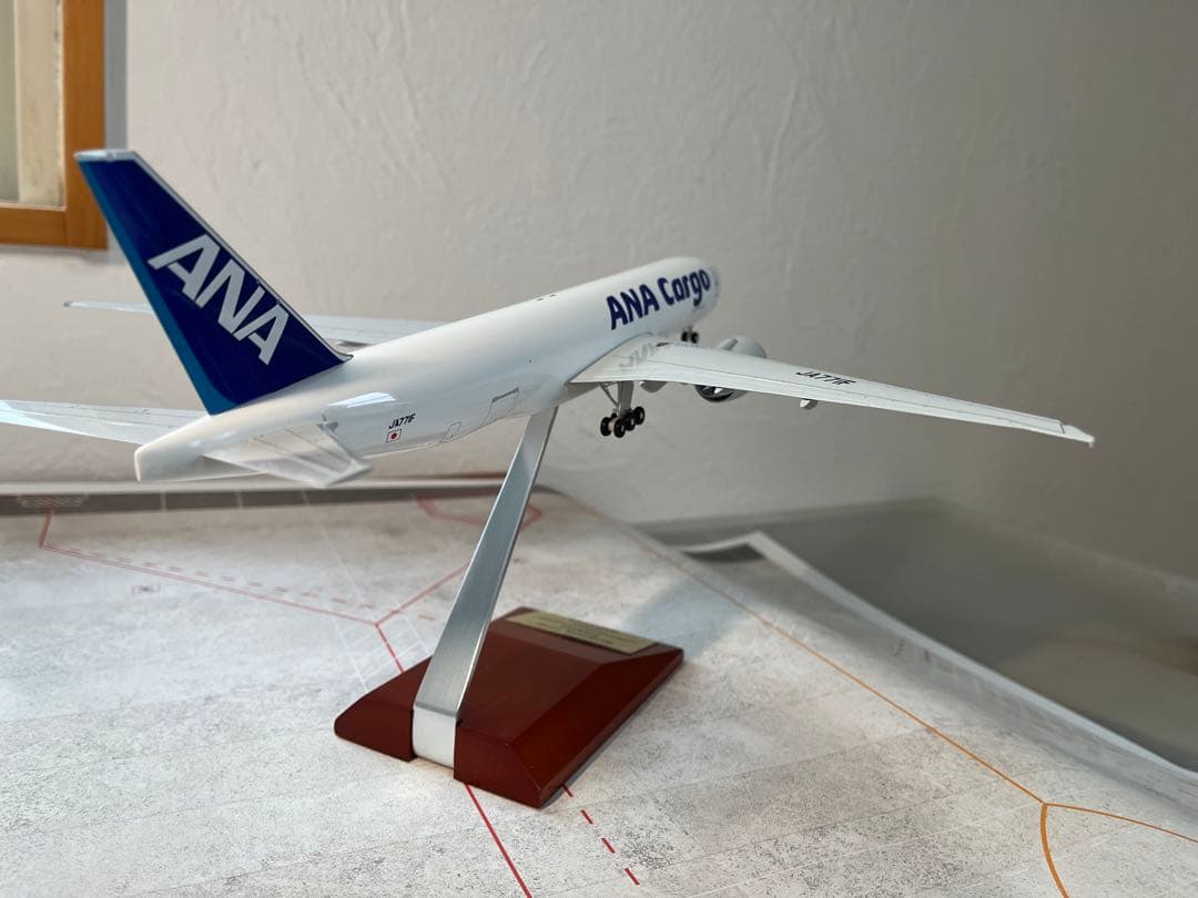 完成品！ANA Cargo Boeing 777F 1/200 全日空商事