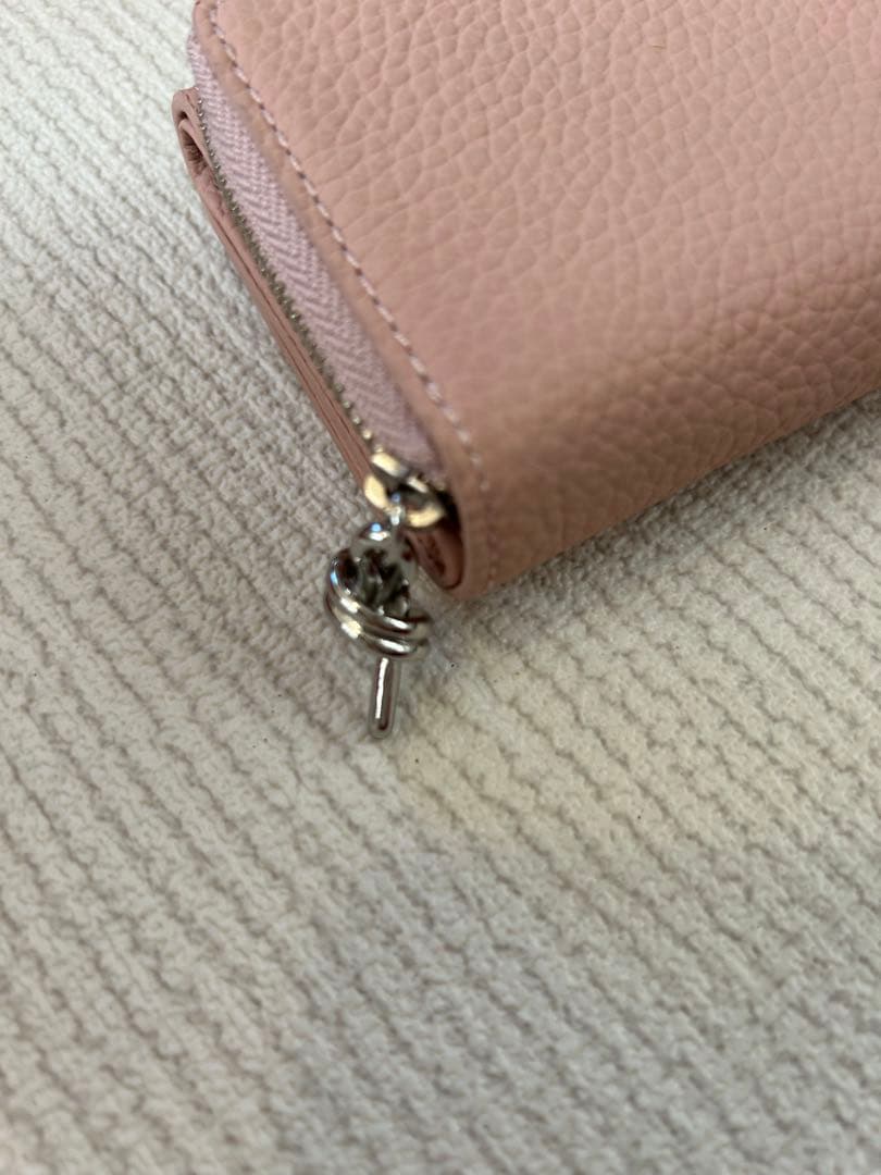 VASIC Round Mini Mini 三つ折り財布 モモ ヴァジック