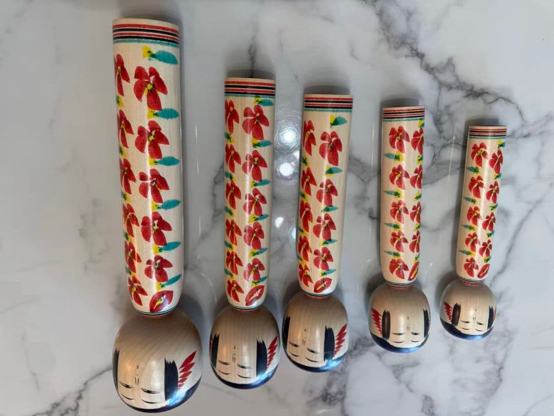 こけしセット（赤い花柄）5種類