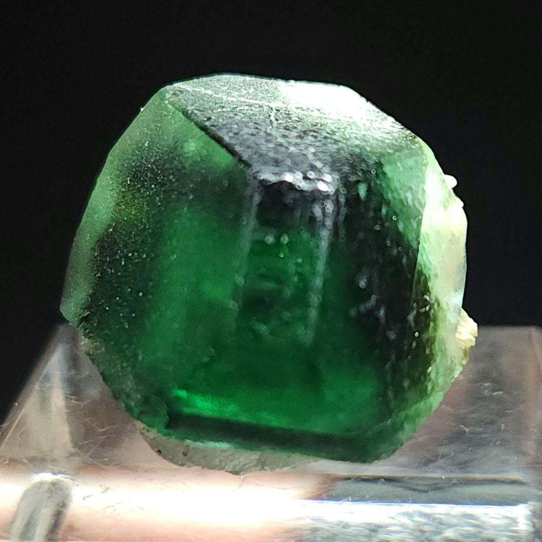 エイリアン アイ？フローライト原石